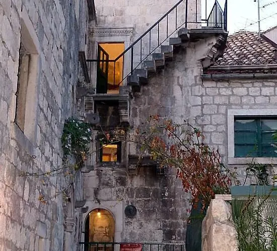 Vila Mila Holiday home *